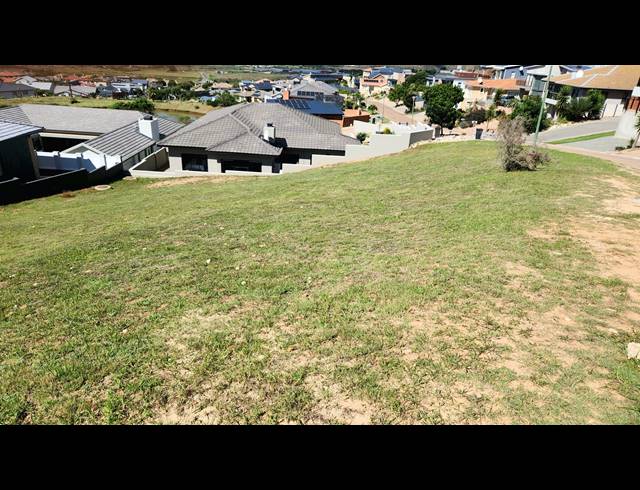 737M² VACANT LAND FOR SALE IN MONTE CHRISTO